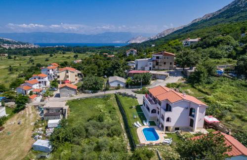 Apartments Bavaria - Photo 31