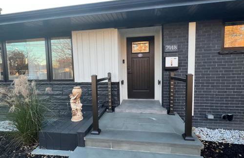 Casa 22 Luxury & Modern 3BD 2BA Home in Skokie - Photo 59