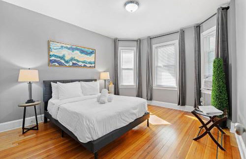 Spacious apartments near Ashmont - Photo 9