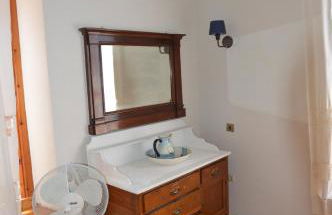 Molivos Tower - Photo 45