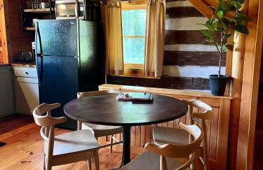 Cozy Historic Cabin with stellar view of Big Schloss - Foto 11