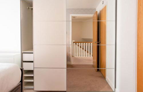 Modern Home Near Etihad, Coop Live - Foto 21