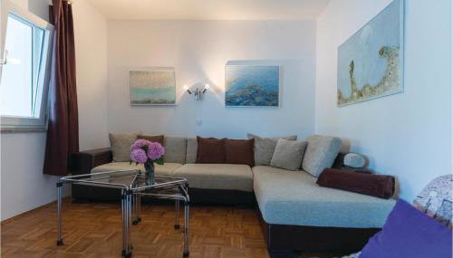 Three-Bedroom Holiday Home In Opuzen - Foto 3