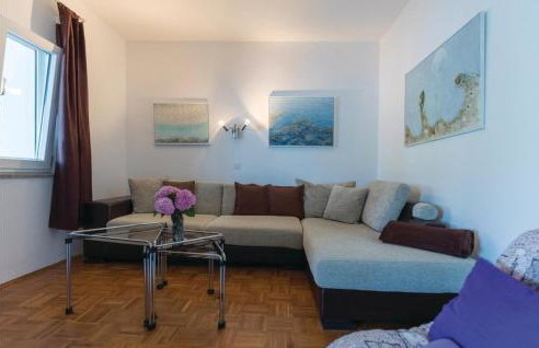 Three-Bedroom Holiday Home In Opuzen - Foto 3