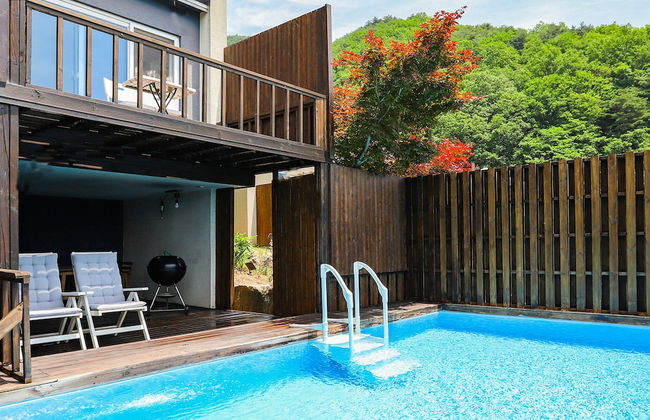 Penatess Pool Villa - Foto 1