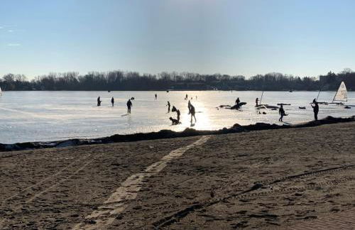 Charming Walled Lake MI Cottage - Foto 11