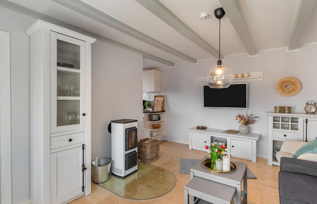 Holiday Home on the Mountain With Views - Photo 18