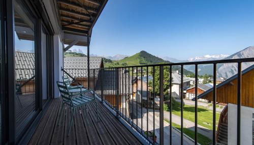 Four-bedroom triplex in Albiez-Montrond - Photo 2