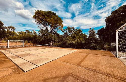 La Détente Provençale - Tennis, Football, Pétanque - Foto 11