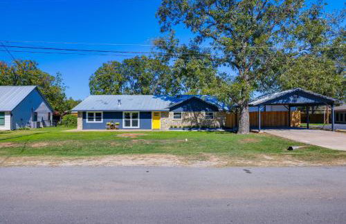 BBQ Ready and Fire Pit Chic Johnson City Home - Foto 31