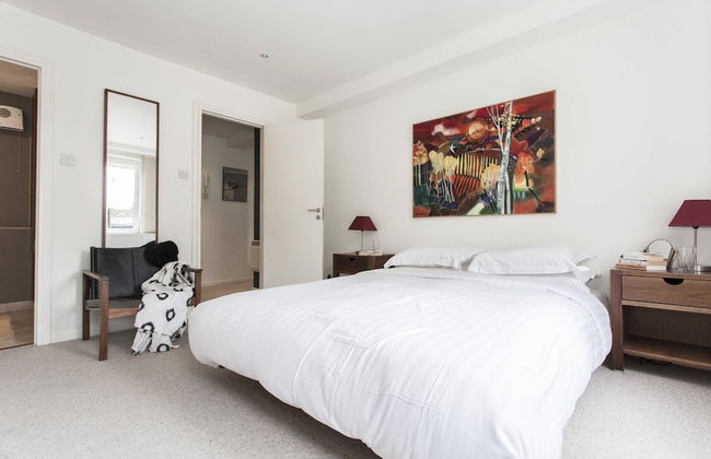 Lambs Conduit Street by Onefinestay - Photo 1