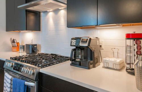 Luxury Townhome Skyline Views Mins To DT - Foto 5