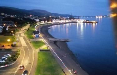 Parkside 2 bedrooms appartment with encolsed garden - Foto 22