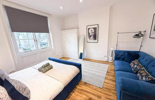 Stylish 2-Bedroom Apartment in Maida Vale near Little Venice & Paddington by NourNest Apartments - Foto 8