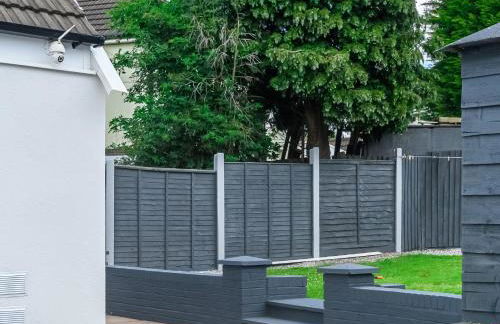 The Whitehouse M6, Junction 10 With Parking - Foto 6