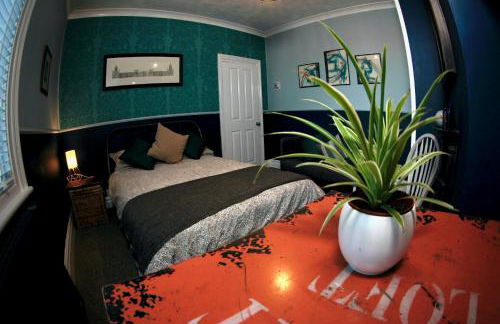 Stylish and artistic flat in Southend on Sea - 2 Double Bedrooms, Free on-street parking - Foto 20