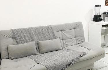 Excelente localização - Frente ao metrô - Foto 4