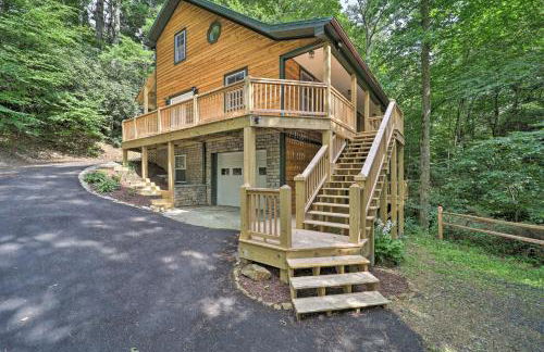 10 Mi to Sugar Mountain! Cabin with Lake Access - Foto 1