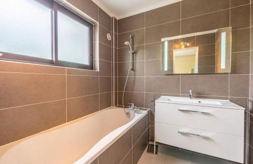 Cosy T3 - Jardin - Parking - Piscine - Maconciergerie34 - Foto 12