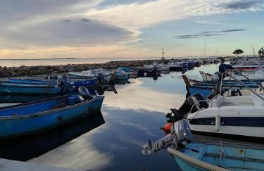 Petite Maison refaite à neuf proche plage - Foto 33