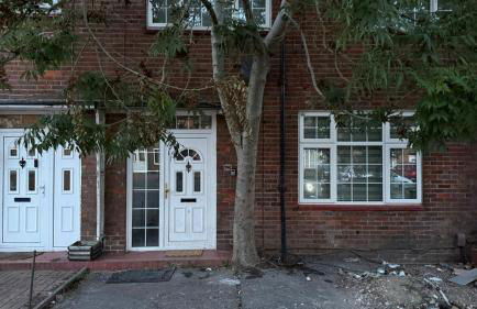 3 Bedroom Home Near Tube Station Easy London Access Peeams Abode Borehamwood - Foto 26