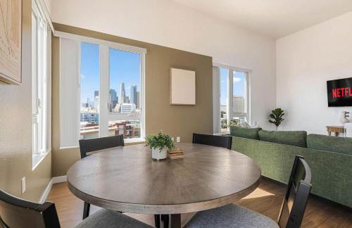 Arts District Stay, Walk to Little Tokyo with Parking - Foto 10