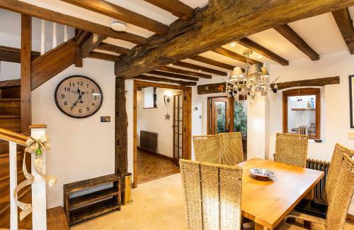 Granary Cottage - Luxury Barn Conversion - Photo 25