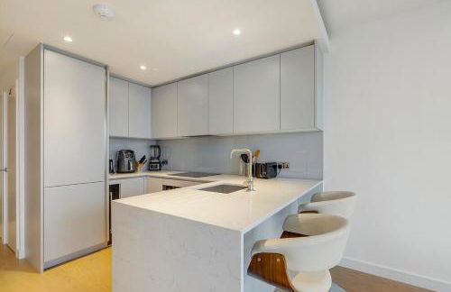 Skyline Studio with Pool & Gym, Canary Wharf - Foto 8