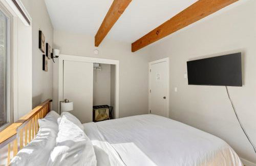 Walk to the Village, Hot Tub, SHARC pass, AC, Games, Bikes, Grill, Pet-Friendly - Foto 34