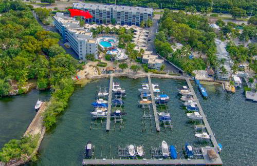 2BR in Key largo w pool and sunset views - Photo 27