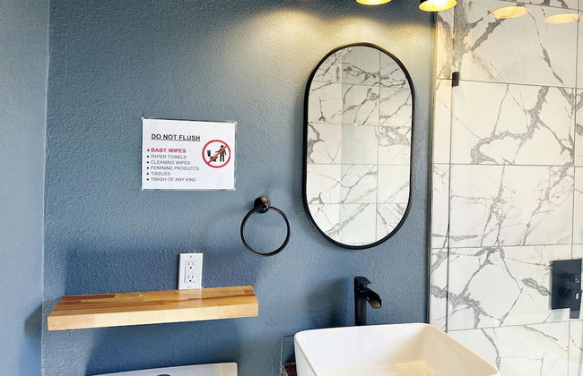 Bright Trendy Studio 9min to Asia District - Photo 12