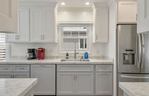 Refreshing Escape- Hot Tub- Games- Sleeps 10 - Foto 21