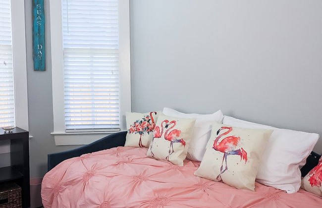 Vibrant Bungalow 2 Minutes to the Beach - Foto 49