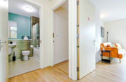 Modern 2BR near Manchester city centre - Free parking garage - Foto 40