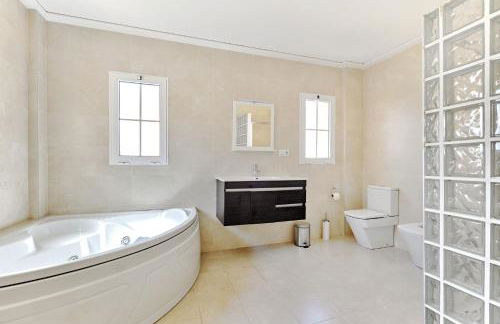 Butterfly Villa -private pool & playground - Foto 14