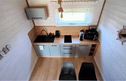 Słońce i Woda Domki Całoroczne, Podgrzewany Basen, Balia z jacuzzi, Klimatyzacja, Bezpłatny Parking - Foto 37