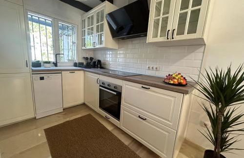 The Lemon House - Photo 5