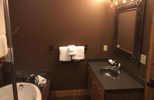 Boyne Mountain Creekside Condo - Foto 46