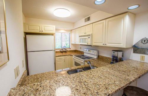 Newly Listed 20 percent off Golf and Tennis Community Golf Grandeur Corner Unit 16th Green - Foto 11