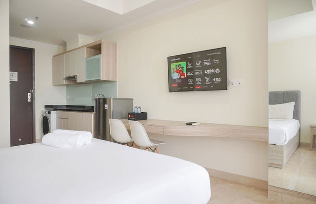 Strategic And Comfy Studio Menteng Park Apartment - Photo 7