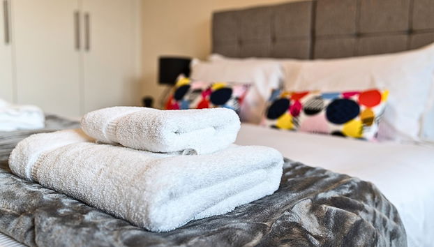 Apartment in Staines-upon-Thames - Photo 4