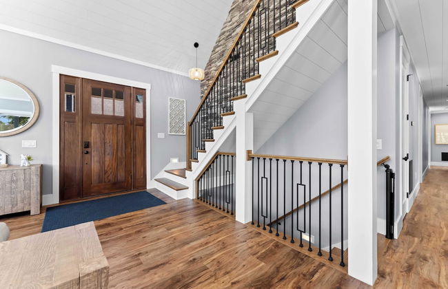 Blue Heron by Avantstay Lakefront, Dock, Pool, Theater Sleeps 22 - Foto 16