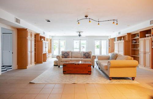 NEW Luxury Country Club Hot tub Gym Pool House Outdoor Kitchen EVENTS - Foto 44