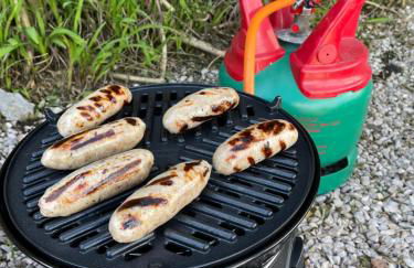 Little Trevio - seaside haven with parking and sea views - Photo 29