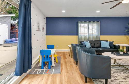 Modern Family Home w/Pool and Hot Tub - Foto 39