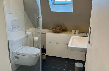 Cozy City Apartment Daun - Ferienwohnung - Photo 6