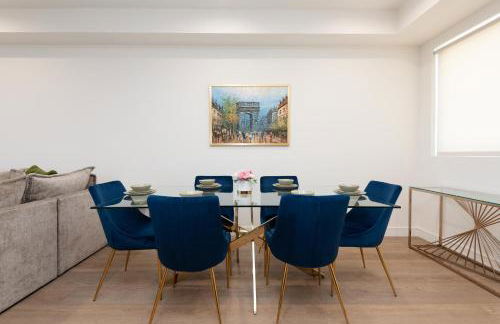 Stylish Apartments in Glendale with Free Parking - Foto 17