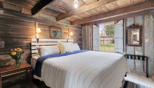 Gorgeous Barn Cabin 10min From Main St! - Foto 5, Zimmer