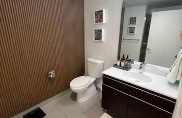 NEWLuxe 2bd2ba w Pool & More - Foto 9