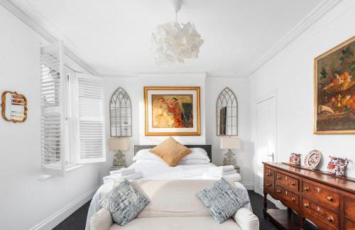 Superb location, character filled apartments by MyCityHaven - Foto 1